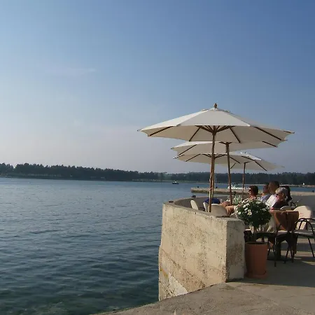 Irena A2 Apartment Novigrad (Istria)