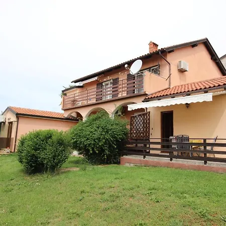 Irena A2 Novigrad Istria