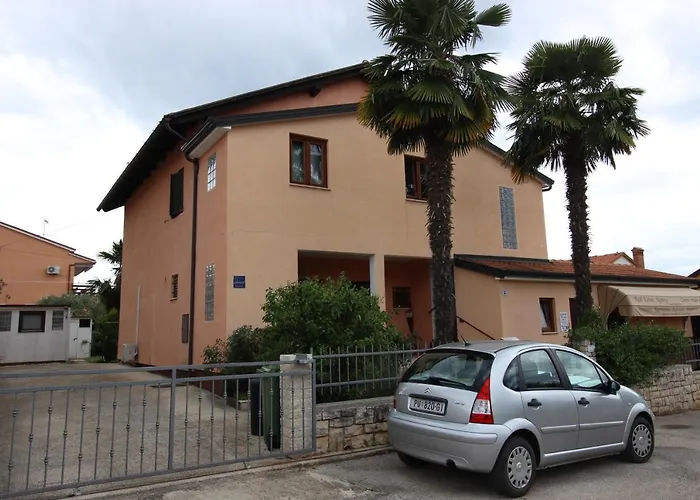 Διαμέρισμα Irena A2 *